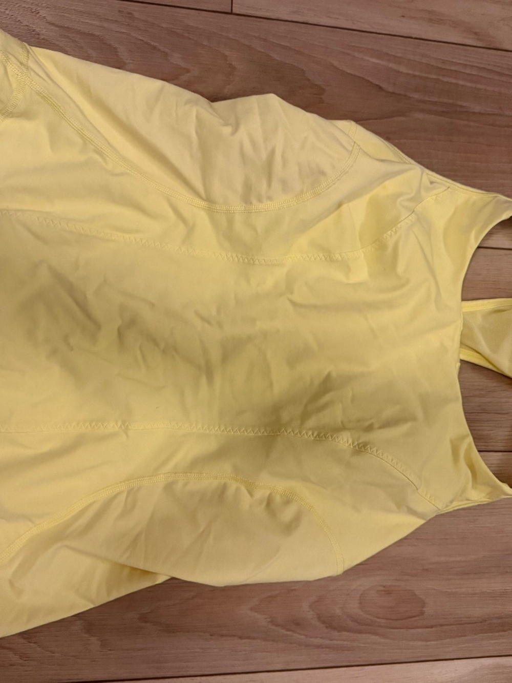 Lululemon Yellow Tank Top Built-In Bra Women’s 8 10 Athletic Top